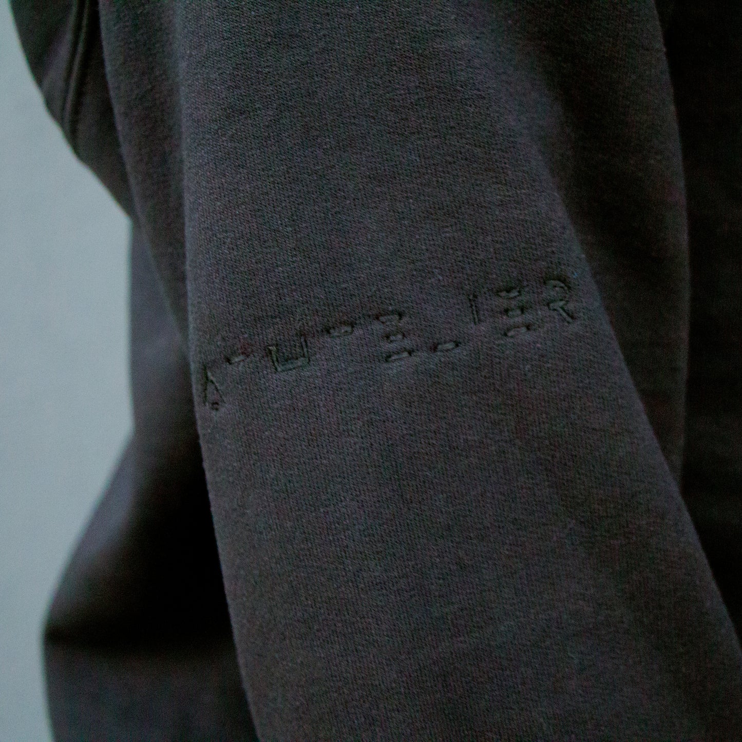 Logo Sweatshirt | Phantom Black